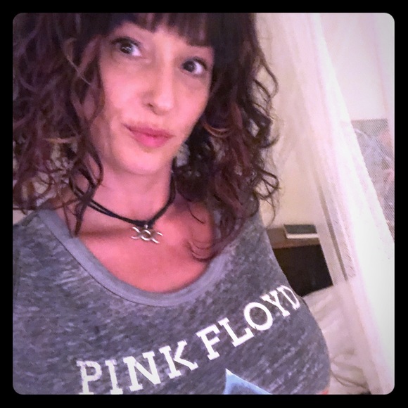 Meet your Posher, Lorna - Picture 1 of 1